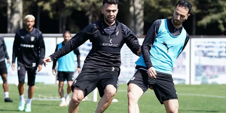 Pendikspor, milli maçlar arasında yoğun çalışıyor