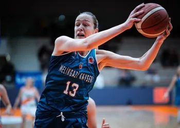 Melikgazi Kayseri’de sayı kraliçesi Aaryn Ellenberg oldu
