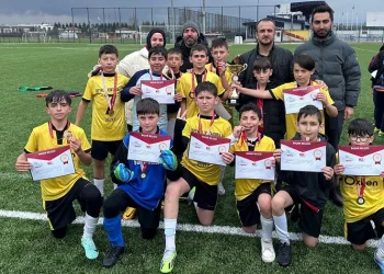 Beyköy Ortaokulu şampiyon oldu