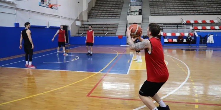 Nazilli Belediyespor Erkek Basketbol Takımı hazırlıklarını tamamladı