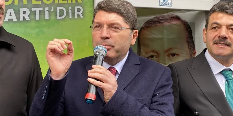 Bakan Tunç’tan muhalefete “darbe” eleştirisi