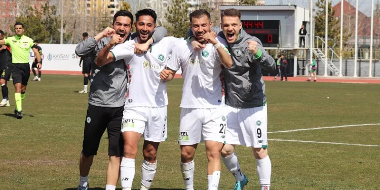TFF 3. Lig: 1922 Konyaspor: 4 – Bayburt Özel İdaresi: 0