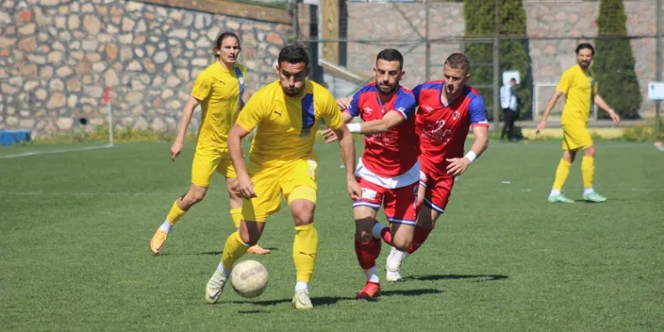 TFF 2. Lig: Belediye Derincespor: 4 – Fethiyespor: 1