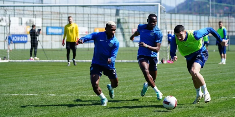 Çaykur Rizespor, İstanbulspor maçına hazırlanıyor