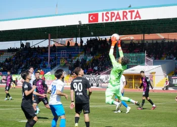 TFF 2. Lig: Isparta 32 Spor: 0 – Karaman Futbol Kulübü: 1