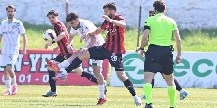 TFF 3. Lig: Turgutluspor : 3 – Sapanca Gençlikspor: 1