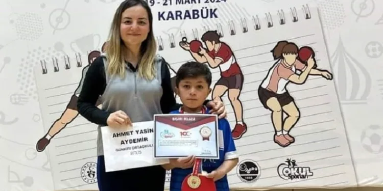 Güroymaklı sporcu Türkiye şampiyonu oldu