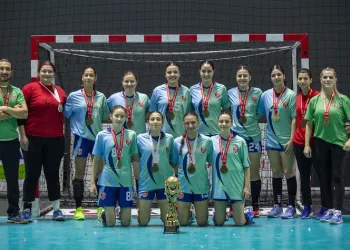 Hentbol Kadınlar 2. Ligi’nde Kepez Belediyesi Spor Kulübü şampiyon oldu