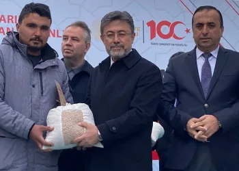 Bakan Yumaklı, Ankara’da tohum dağıtım törenine katıldı