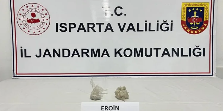 Isparta’da uyuşturucu operasyonunda 2 kişi tutuklandı