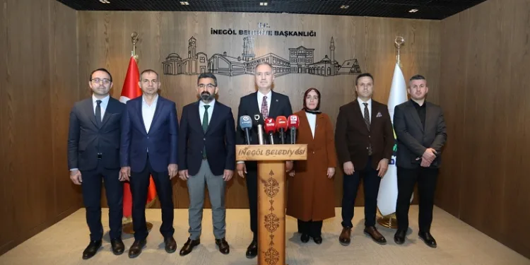 İnegöl Belediyesi bayram hazırlıklarını tamamladı