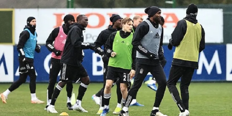 Beşiktaş, Başakşehir maçı hazırlıklarına devam etti