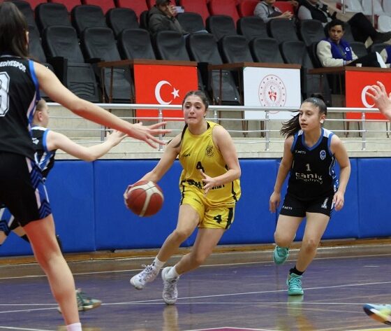 Aydın'da U16 Kızlar Anadolu Şampiyonaları başladı