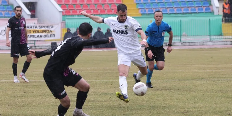 Menemen FK’da Kemal Rüzgar, son 14 maçta 11 gol attı