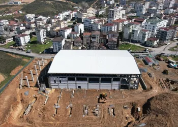 Çayırova’nın yeni spor salonunda çalışmalar devam ediyor