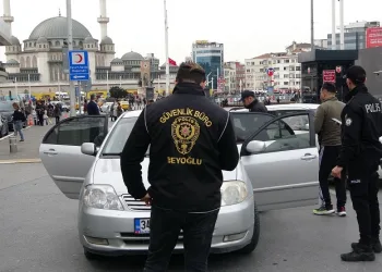 Taksim’de helikopter destekli huzur uygulaması yapıldı