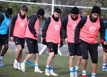 Sivasspor’da Fatih Karagümrük mesaisi