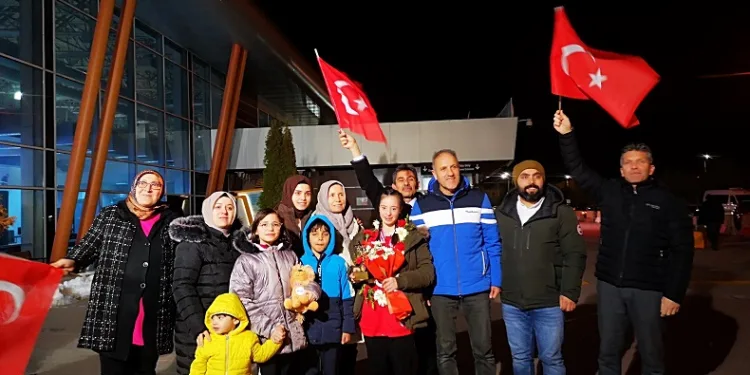 Dünya ikincisi özel sporcu Sümeyye Uruk coşkulu karşılama