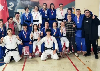 Yunusemreli genç judocular Kocaeli biletini 19 madalya ile aldı