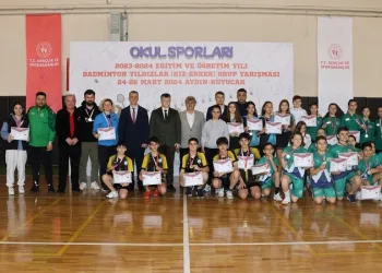 Genç yeteneklerin badminton mücadelesi tamamlandı