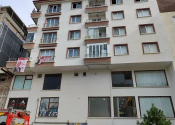 Ankara’da yanan ev kullanılamaz hale geldi