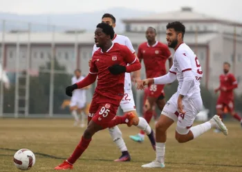 Sivasspor, hazırlık maçında Tokat Belediye Plevnespor’u 6-1 yendi