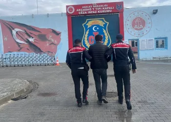 Yakalanan FETÖ firarisi tutuklandı