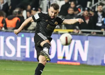 Altay’da istikrarın adı Salih Sarıkaya