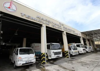 İzmir’de belediye şantiyesine uyuşturucu operasyonu