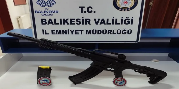 Balıkesir’de 20 aranan şahıs yakalandı