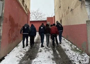 Kars’ta 8 düzensiz göçmen yakalandı