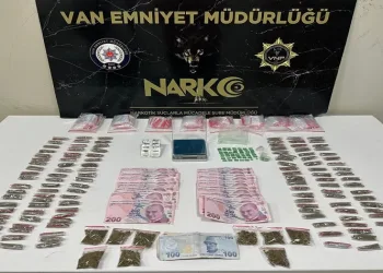 Van’da ‘torbacı’ operasyonu
