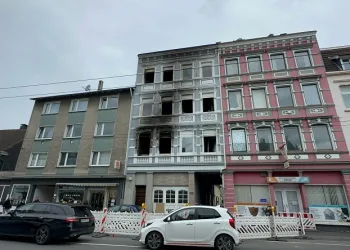 Solingen’de Türklerin yaşadığı bina kundaklandı