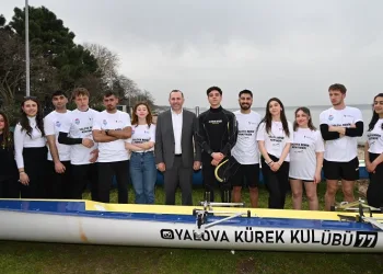 Yalova’da su sporları sezonu açıldı