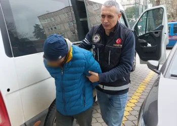 Uyuşturucu ticaretinden tutuklandı