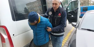 Uyuşturucu ticaretinden tutuklandı