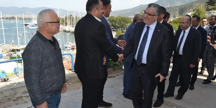 Bakan Yardımcısı Ünüvar, denizcilerin sorunlarını dinledi