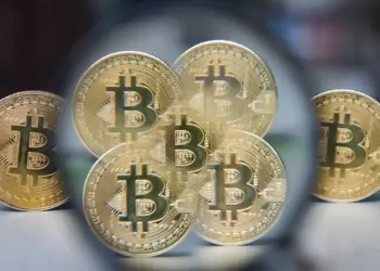 Bitcoin’de keskin düzeltme