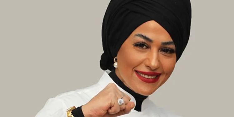Esra Tokelli, kaz ciğeriyle şov yaptı