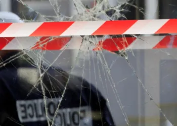 PKK yandaşları havalimanını birbirine kattı