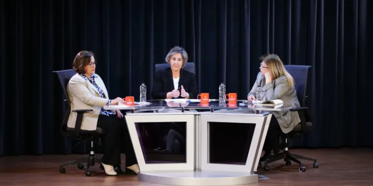 “Kadının soyadı da yok”