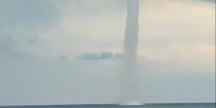 Antalya’da dev hortum panik dolu anlar yaşattı