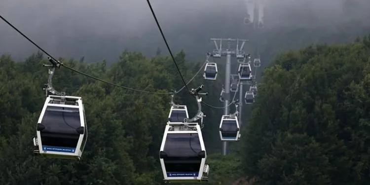 Teleferik bakıma alındı