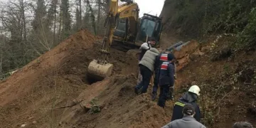 Trabzon’da içme suyu isale hattı çalışması sırasında göçük: 1 ölü
