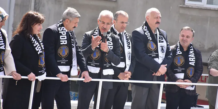 “Millete hizmet yolunda tamam yok; devam”