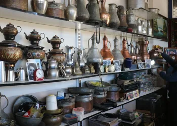 Tamirhaneye giren zamanda yolculuğa çıkıyor