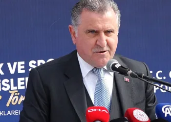 “Bize dediler ki ‘siz uçak yapamazsınız’, yaptık”