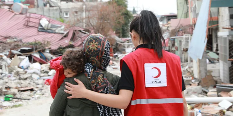Kızılay’dan yetimlere Ramazan yardımı
