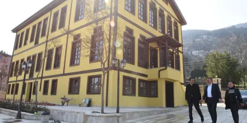 Osman Fevzi Efendi Köşkü açılış için gün sayıyor