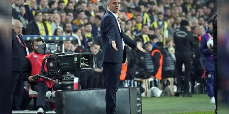 Fenerbahçe Teknik Direktörü İsmail Kartal: “Bizi yavaşlatmak adet haline geldi”